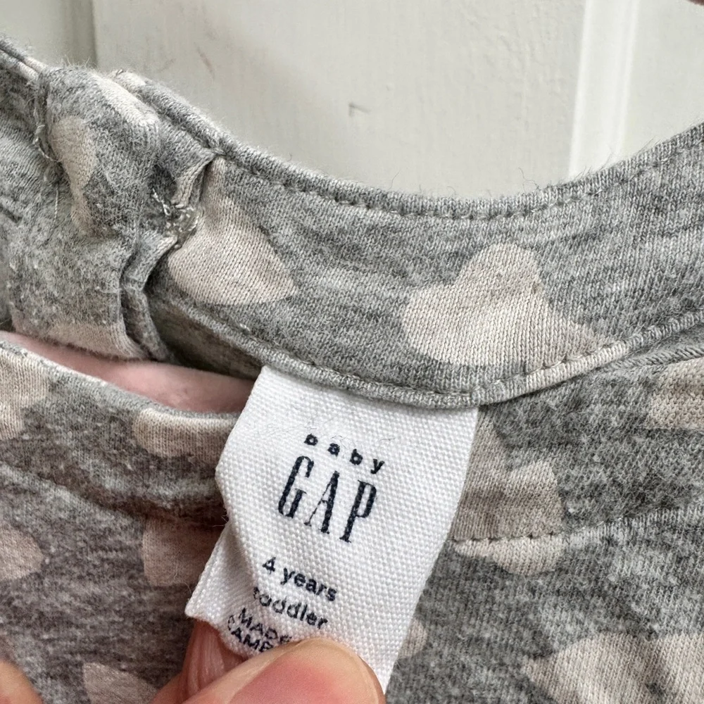 GAP Girls Size 4 Gray Heart Pattern Long Sleeve Kids Casual Dress